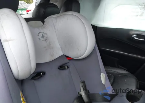 2019 Jeep Compass High Altitude 4X4 из США, поврежденный, VIN 3C4NJDCB3KT843235